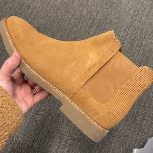 Steve Madden MEN’S Highlyte Textured Chelsea Boot